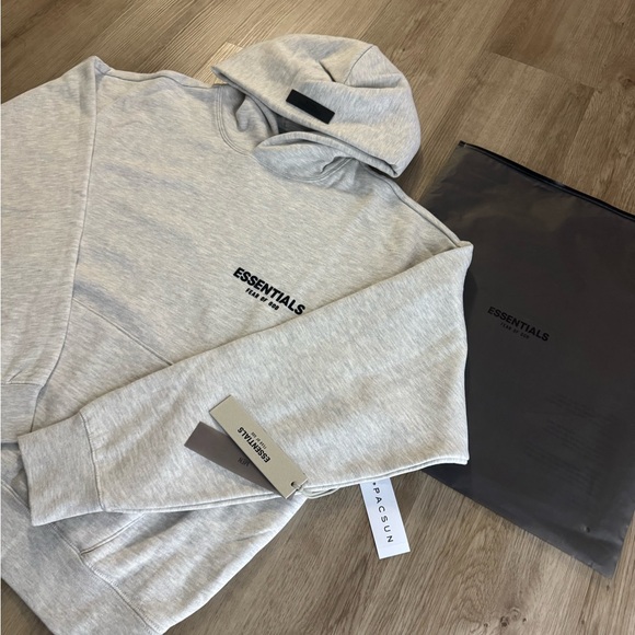 Essentials Fear of God Light Oatmeal Hoodie - Picture 2 of 2